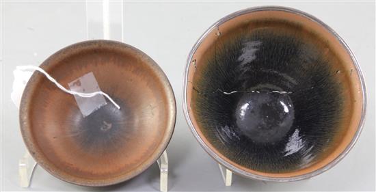 Two Chinese hares fur stoneware bowls, Song dynasty or later, 10.2cm and 11.8cm, larger bowl broken